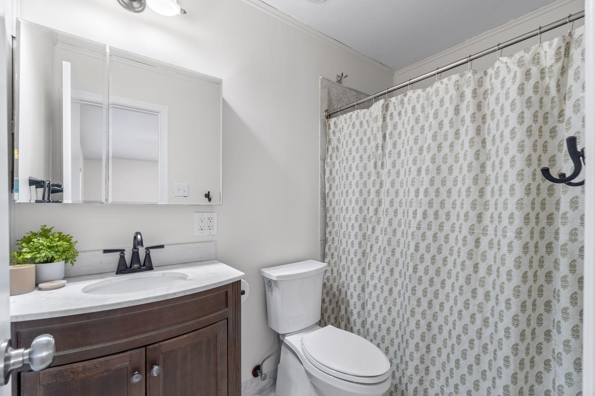 BAYOU POQUITO - Residential