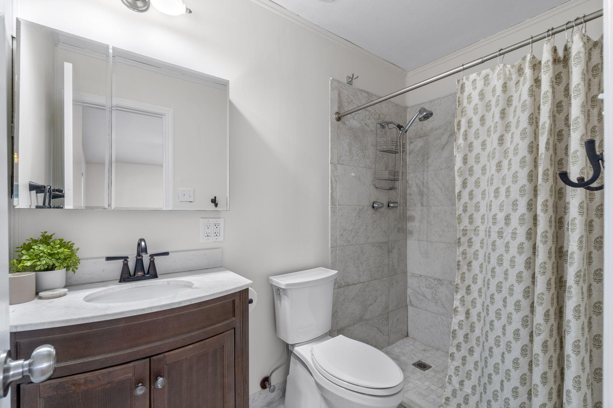 BAYOU POQUITO - Residential