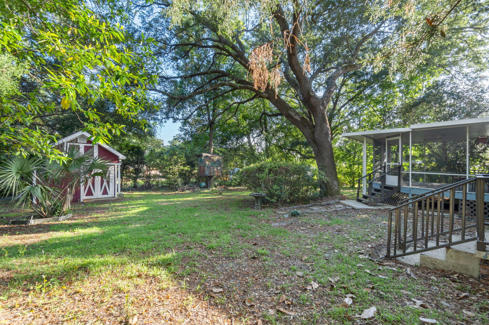 BAYOU POQUITO - Residential
