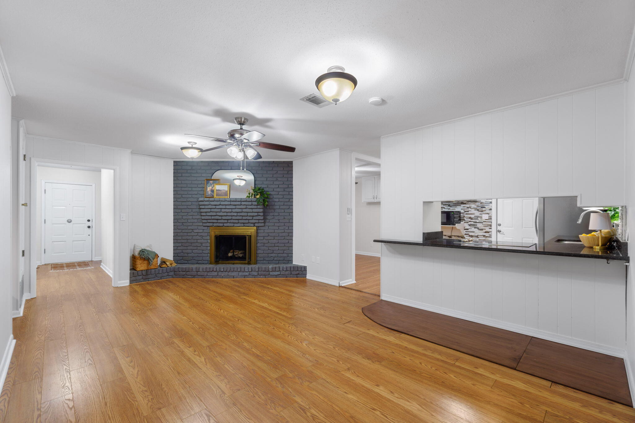 BAYOU POQUITO - Residential