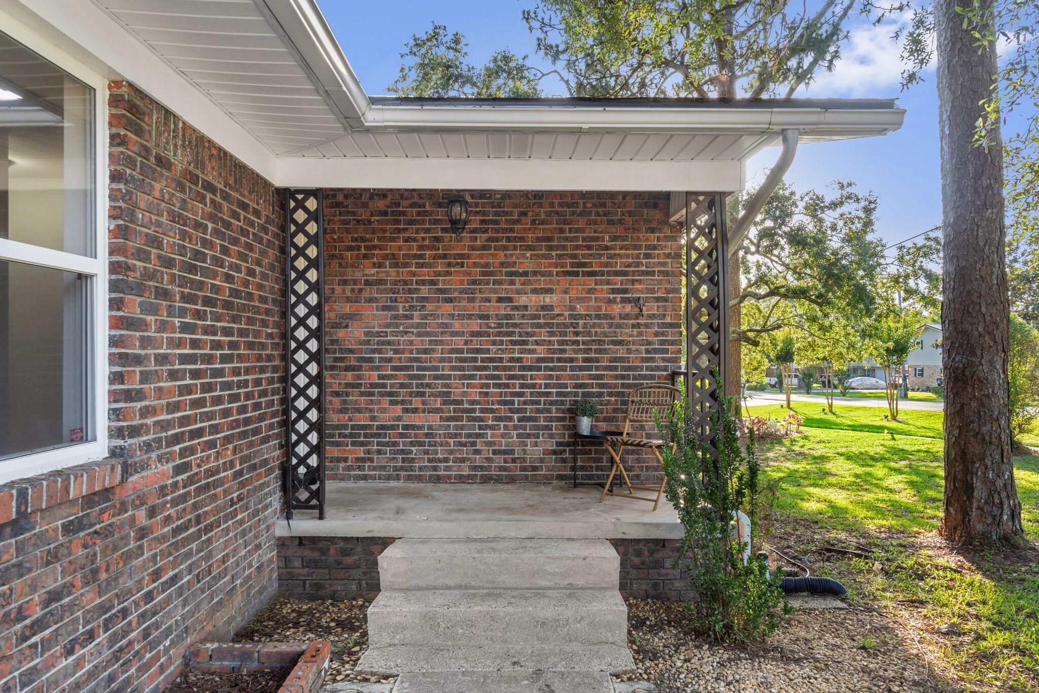 BAYOU POQUITO - Residential