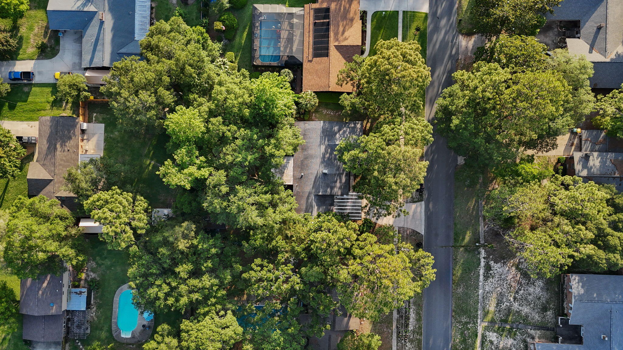 BAYOU POQUITO - Residential