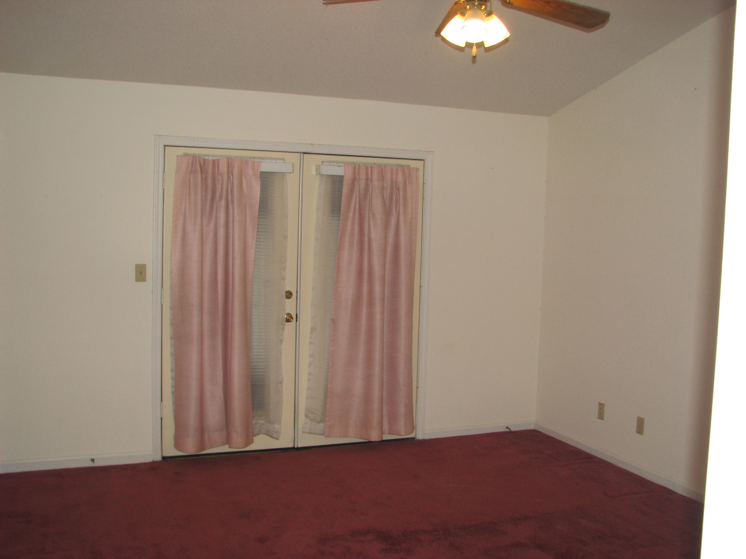 FOXWORTH ESTATES PH 1 - Residential