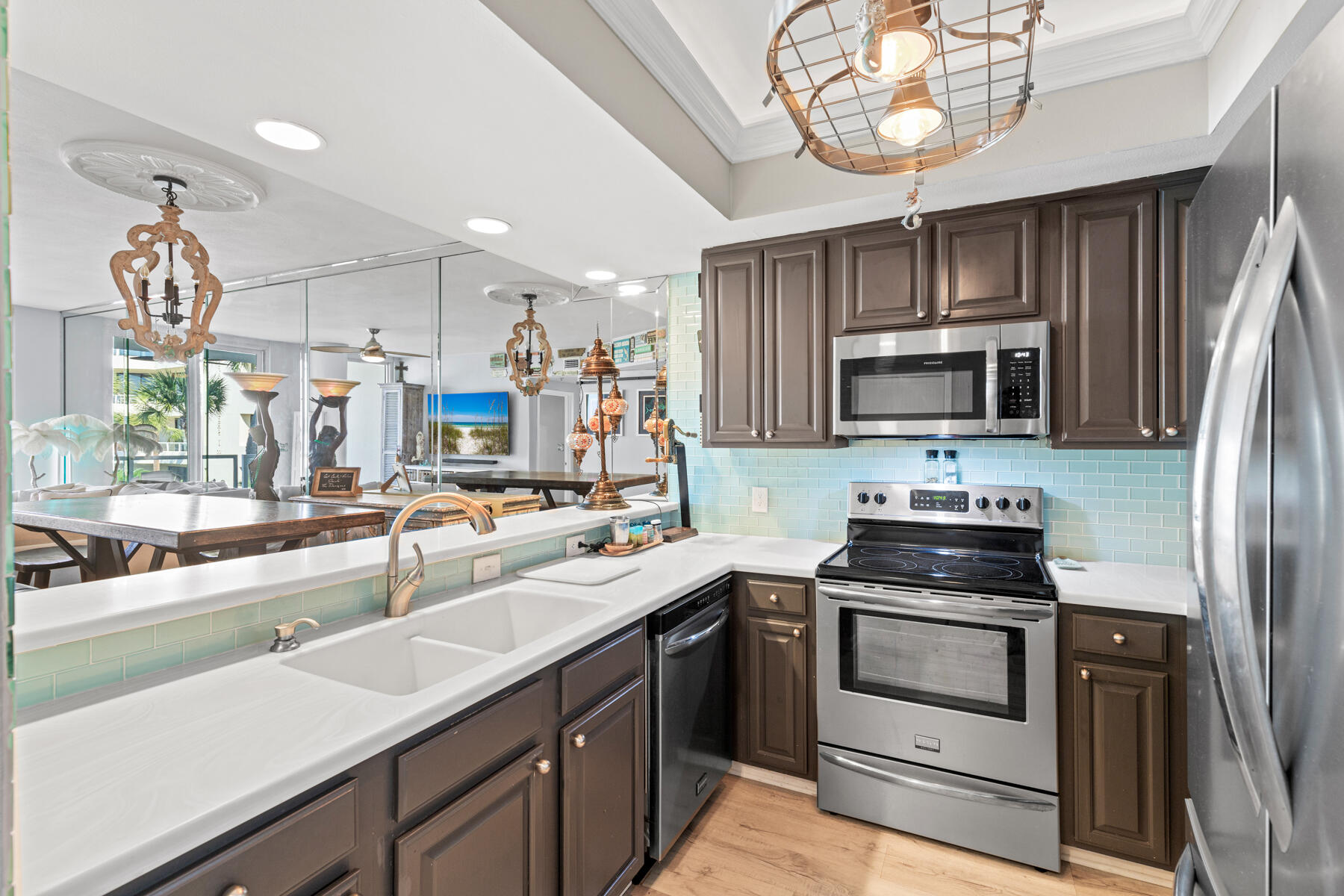 EAST PASS TOWERS CONDO PH 2 - Residential