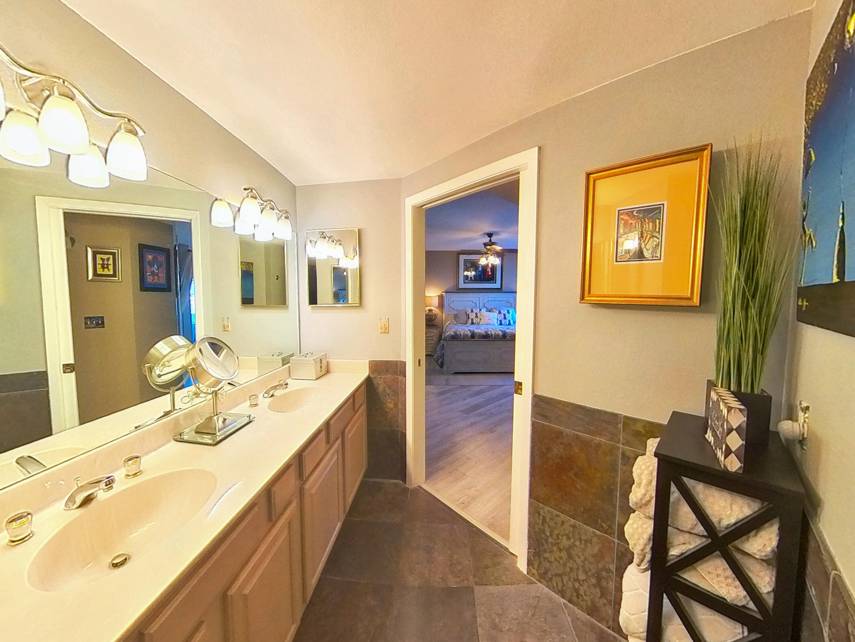 EAST PASS TOWERS CONDO PH 2 - Residential