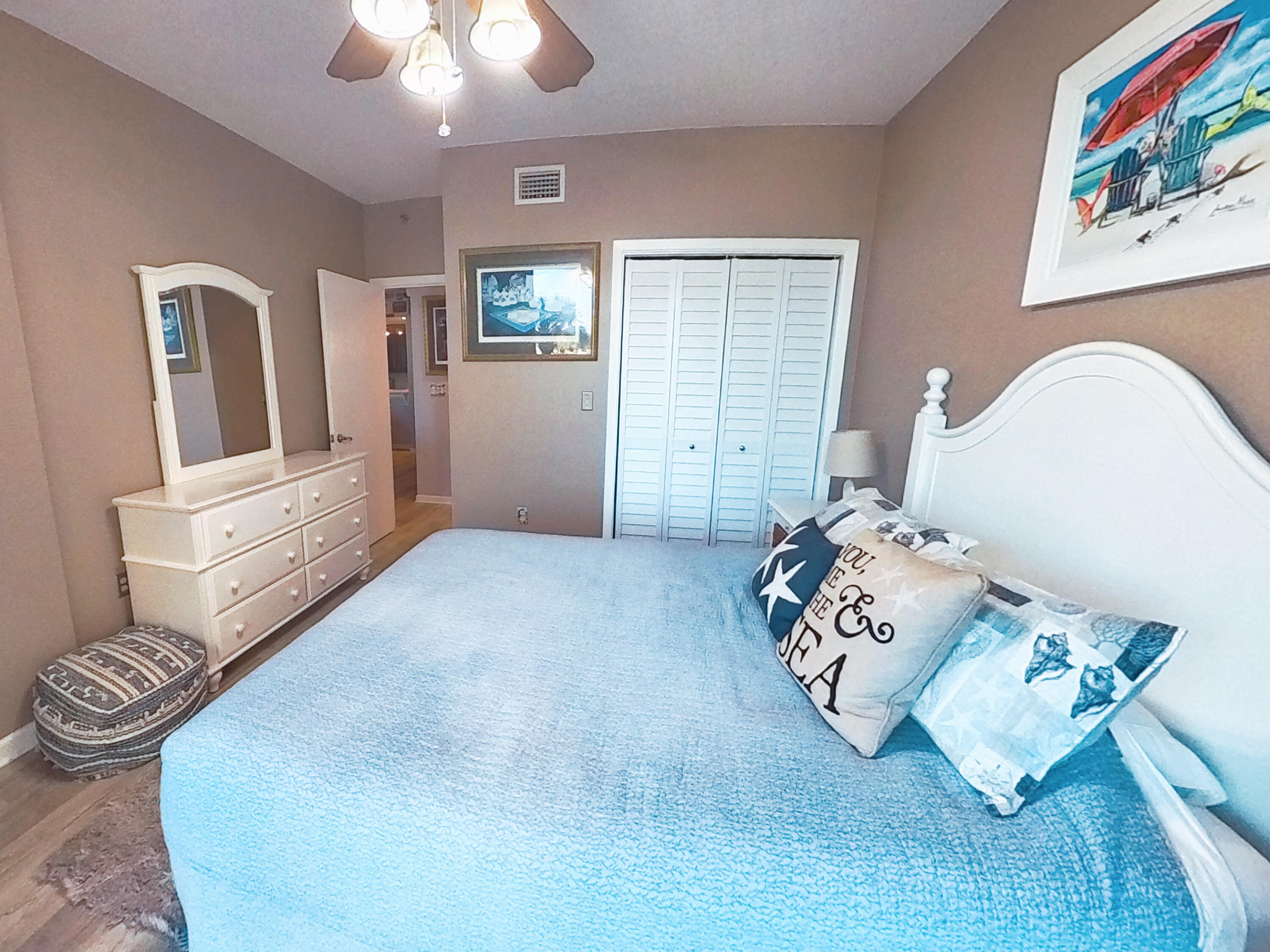 EAST PASS TOWERS CONDO PH 2 - Residential