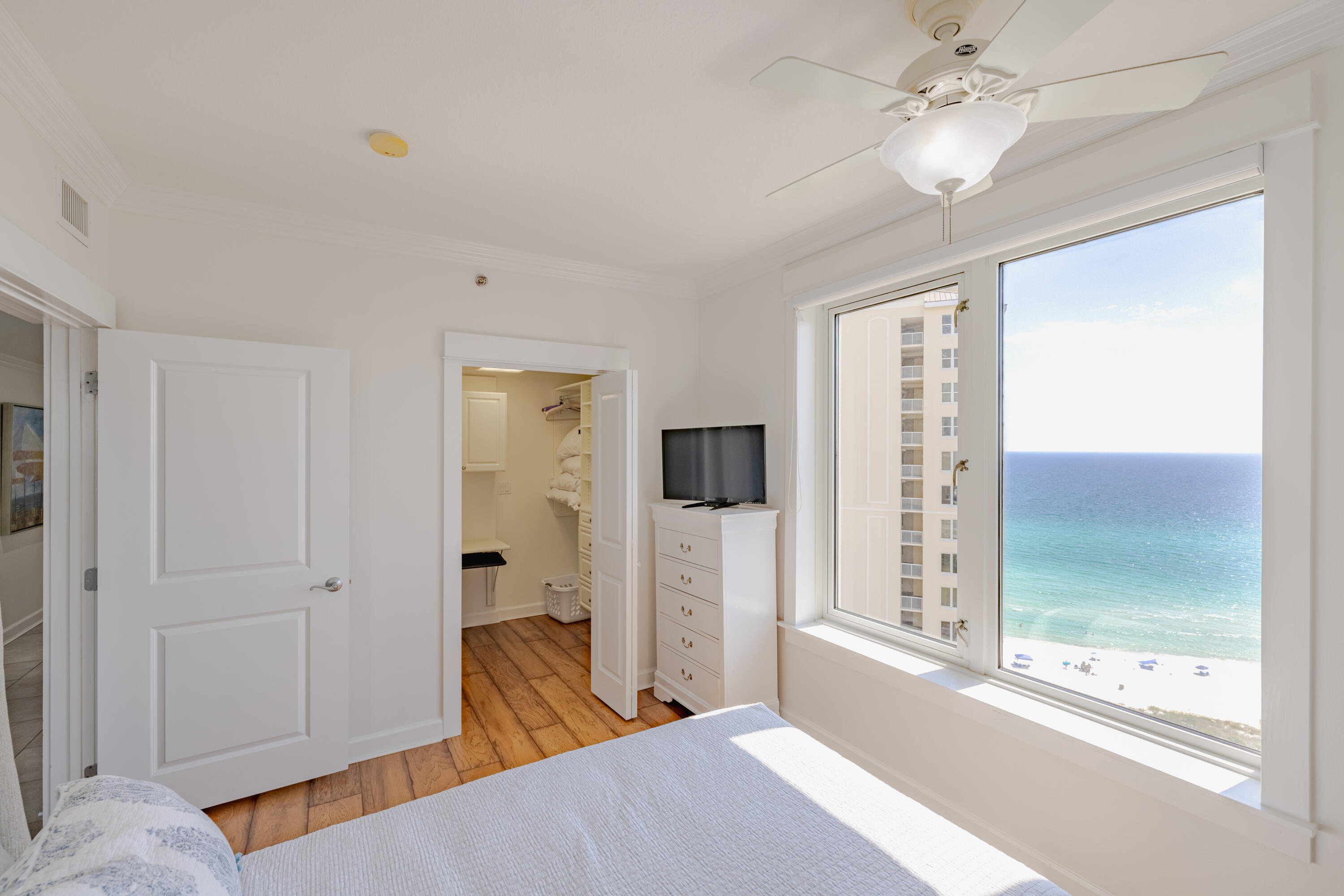 Grand Panama Beach Resorts - Residential