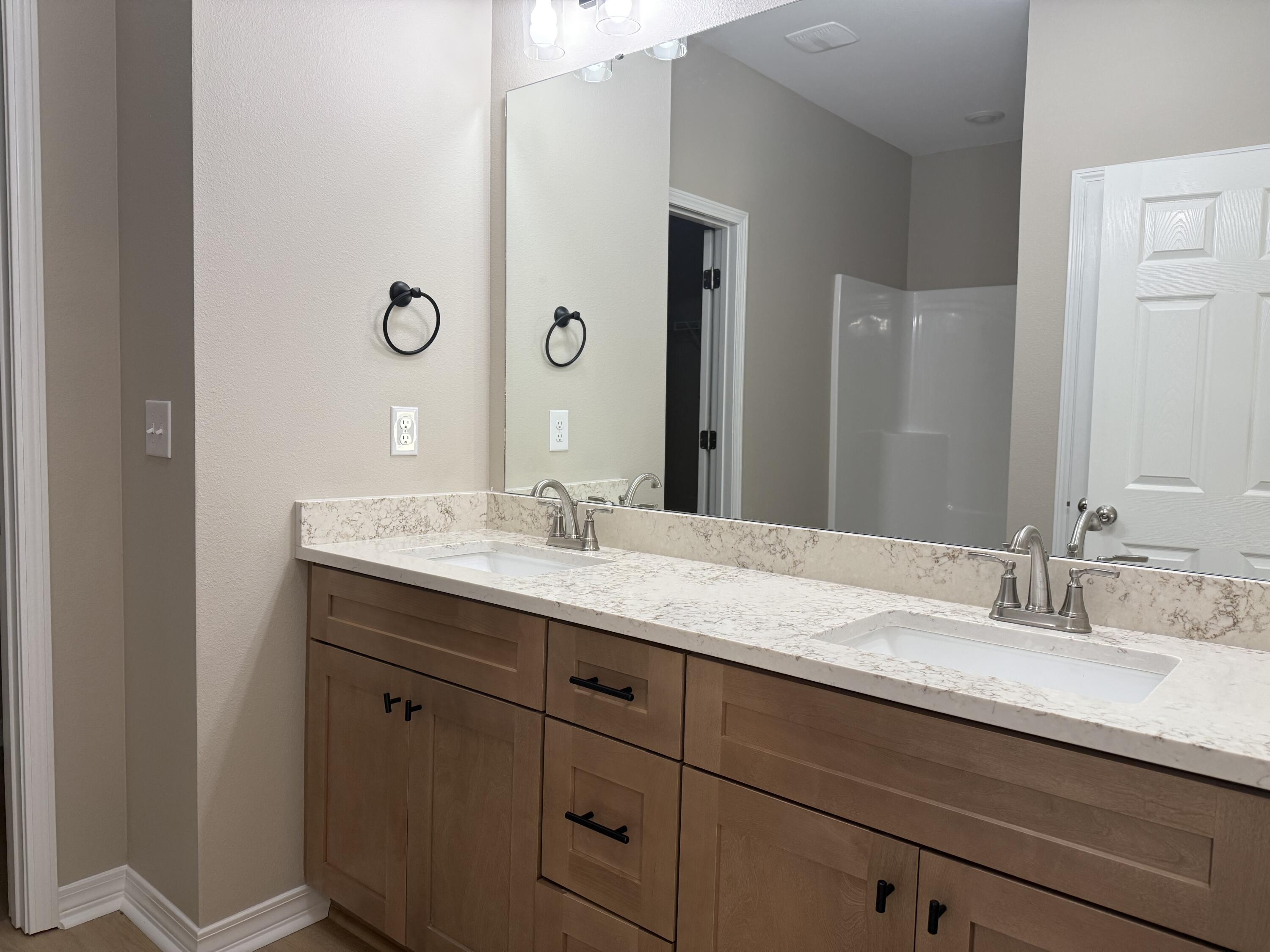 3804 Golden Acres Circle