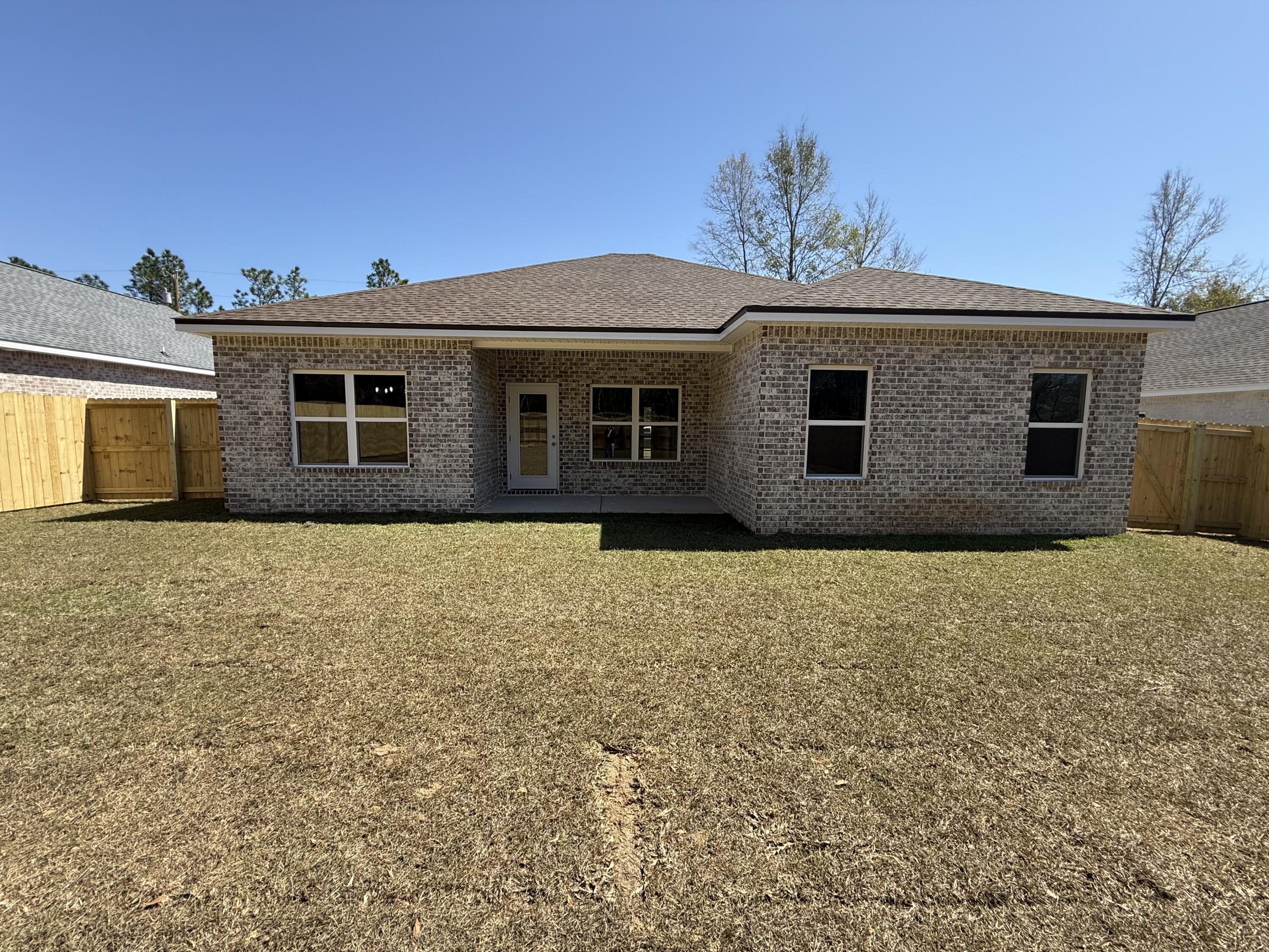 3804 Golden Acres Circle