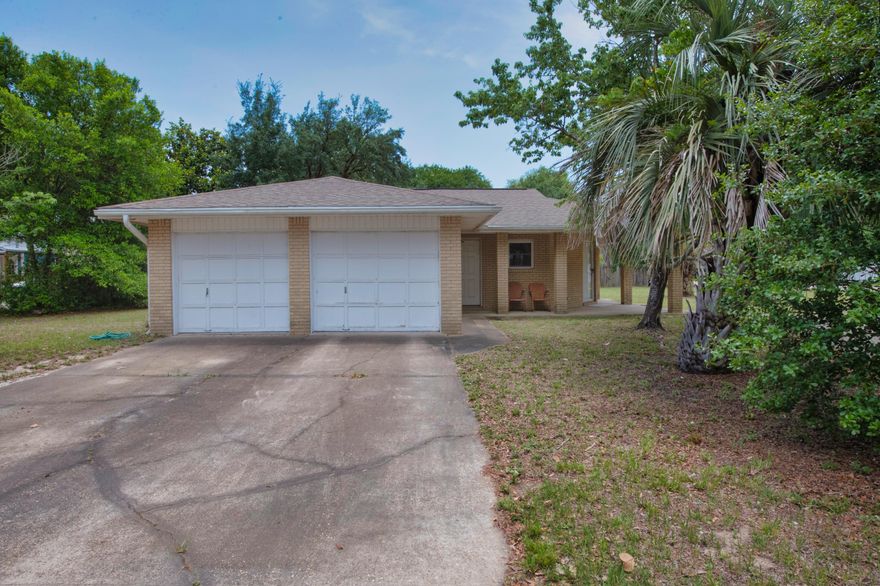 Welcome home to this cute little bungalow steps away from the sound. This all brick home, is a one of a kind located in the heart of Navarre, featuring 2 bedrooms 2 bathrooms, all in original built, immaculate condition. This corner lot gem includes two driveways, enough for multiple cars! A whole home generator included as well as updated appliances, windows, AC unit, Hot Water heater, and a new roof will be installed with an acceptable offer. Walking distance to a kayak launch! Call your favorite agent today and come view this wonderful property!