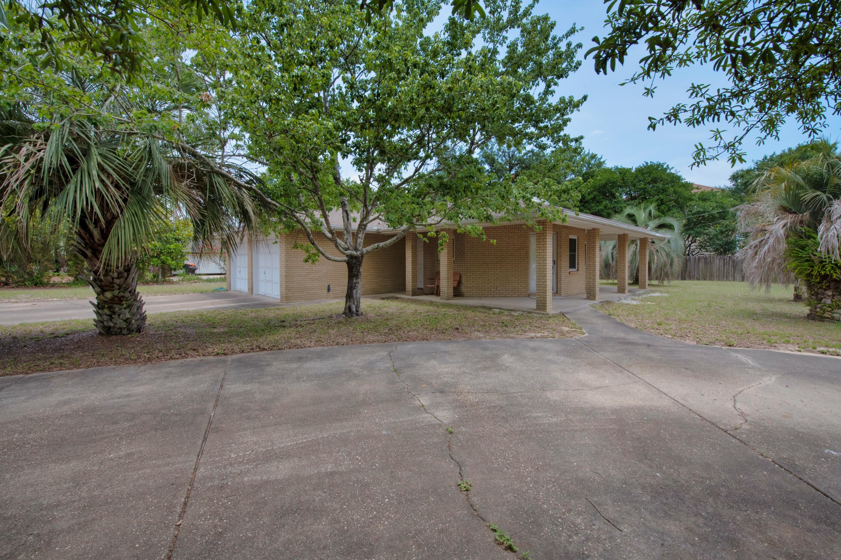 WEST NAVARRE - Residential