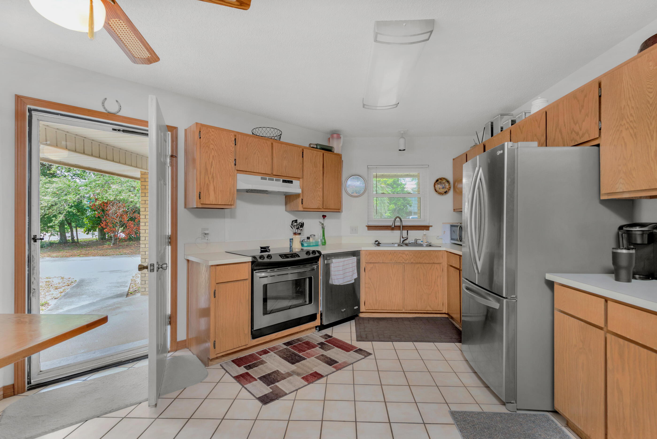 WEST NAVARRE - Residential