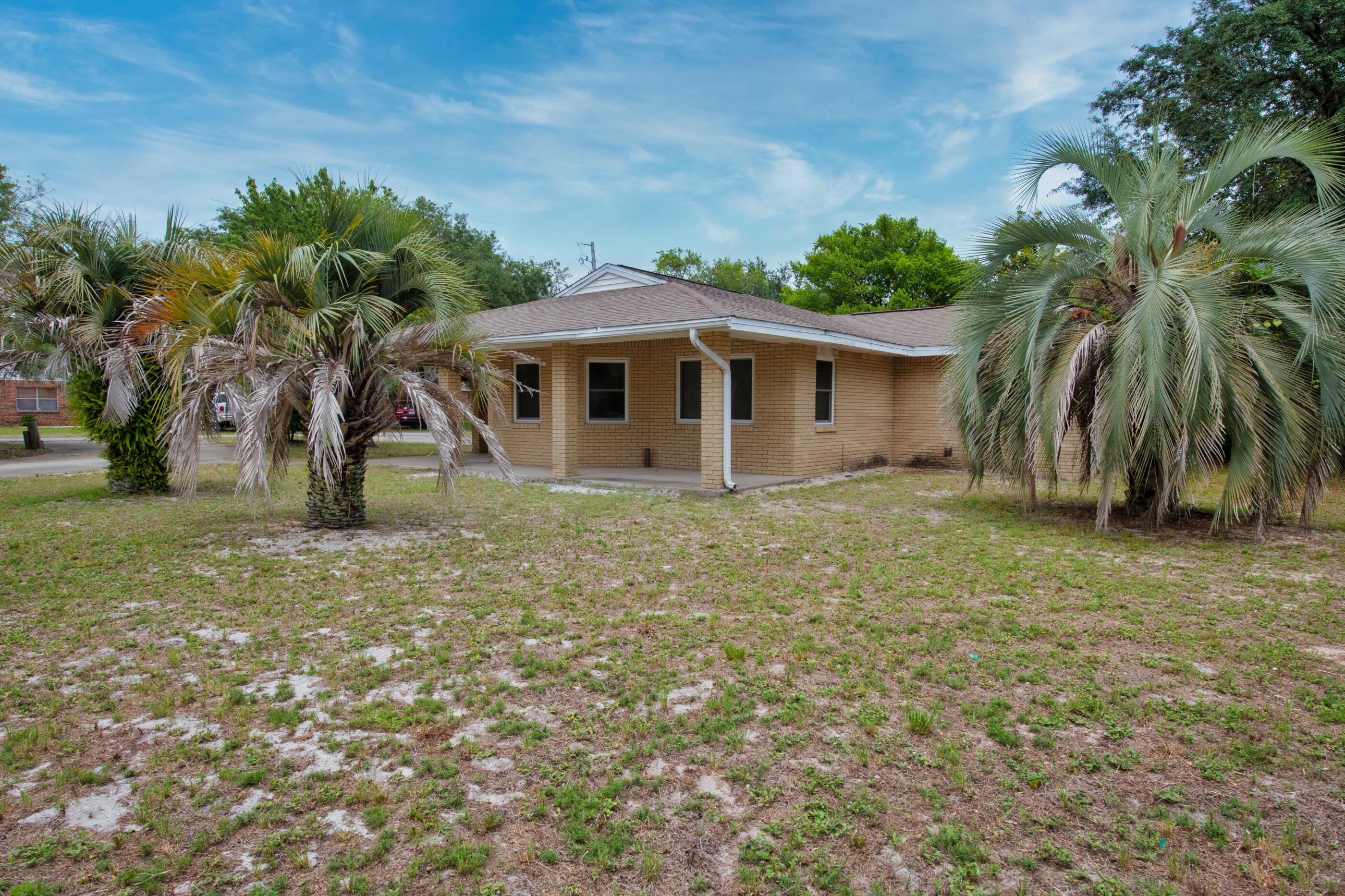 WEST NAVARRE - Residential