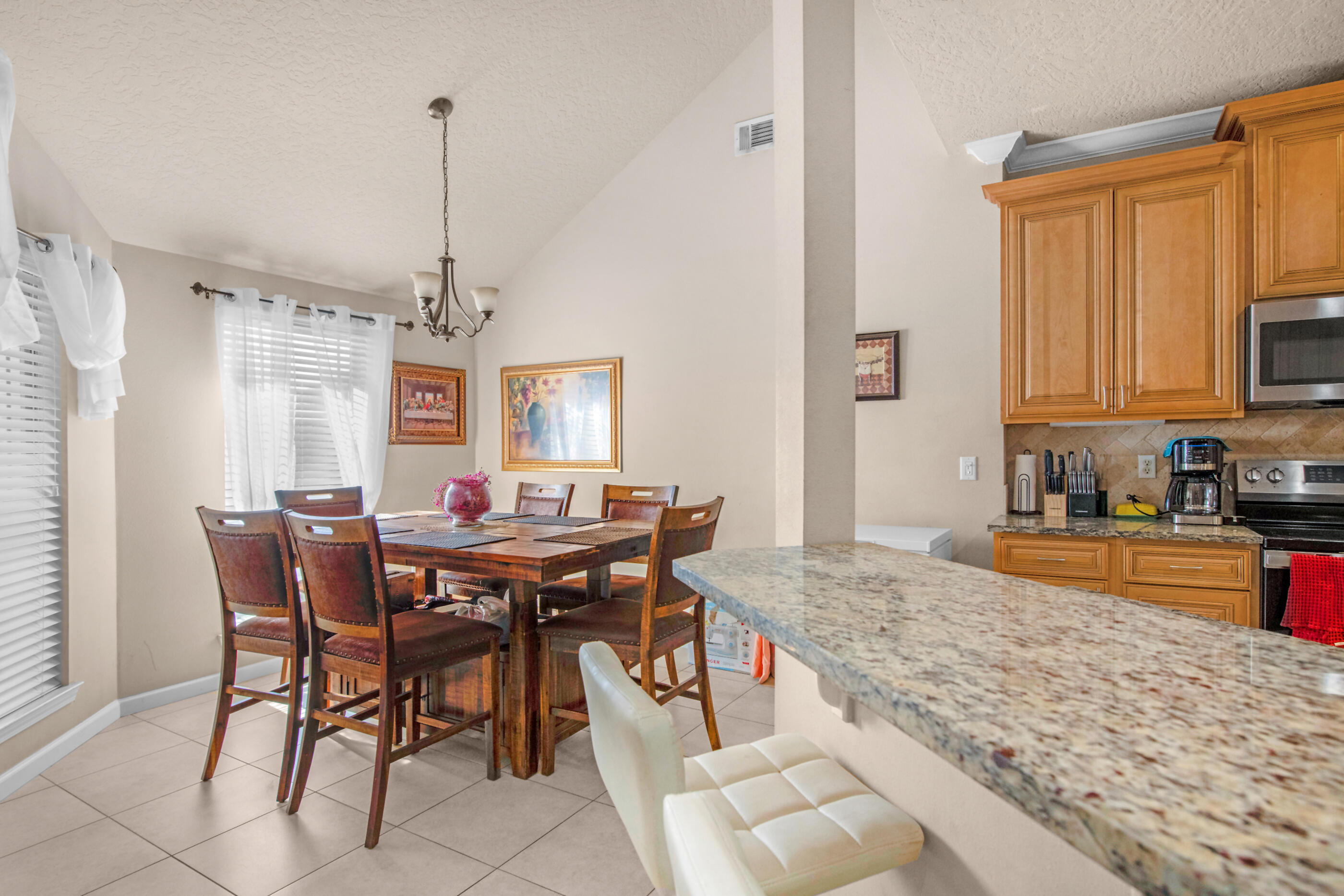 KAITLYNS PRESERVE - Residential
