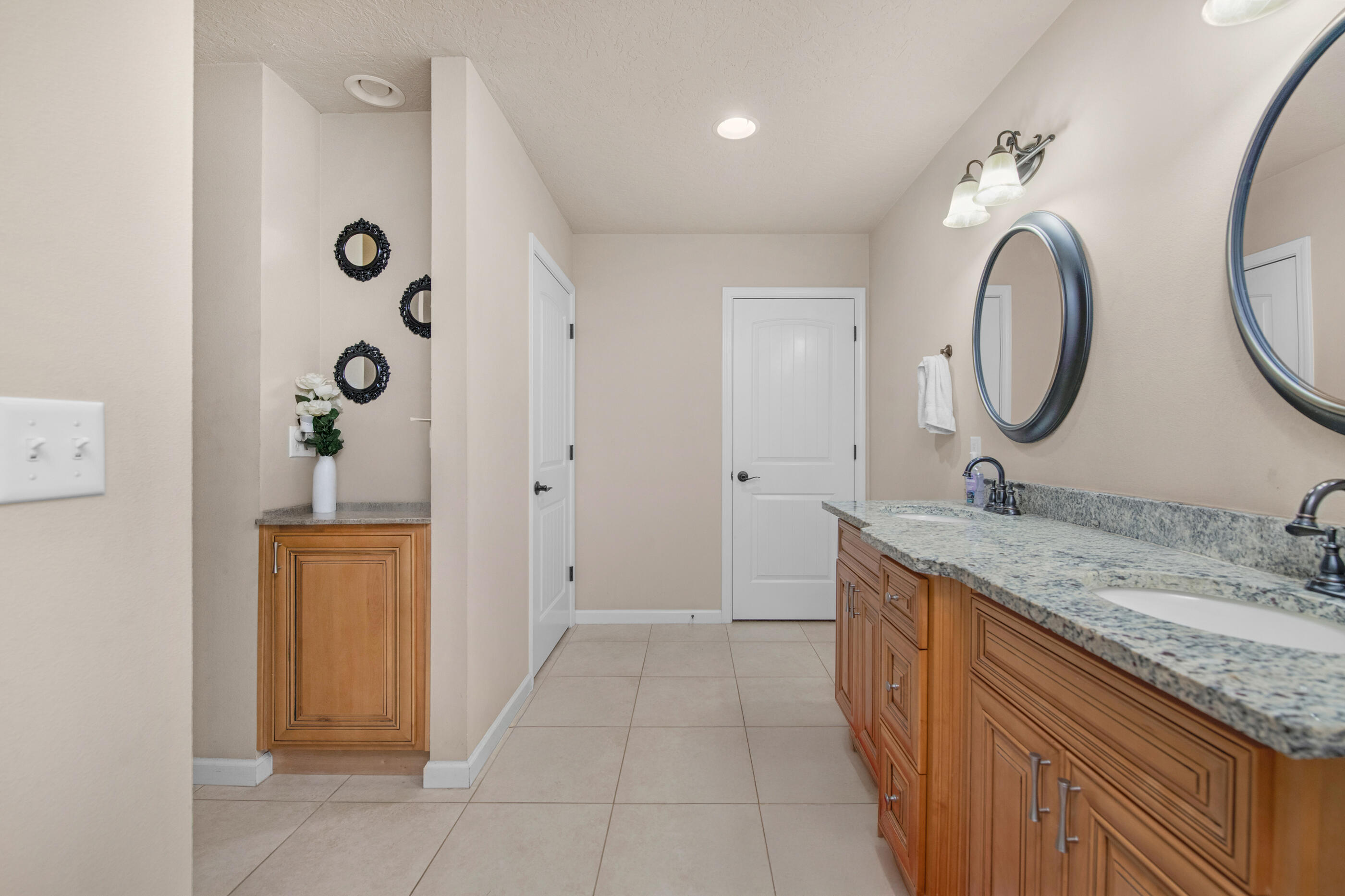 KAITLYNS PRESERVE - Residential