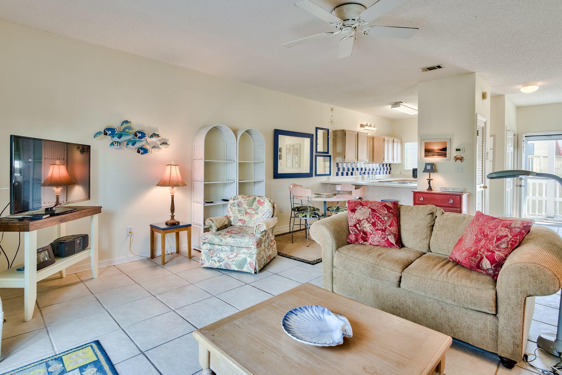 SANDCASTLES BY THE SEA T/H PH 1 - Residential