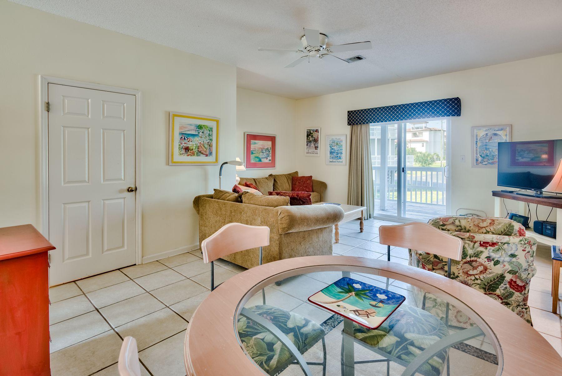 SANDCASTLES BY THE SEA T/H PH 1 - Residential