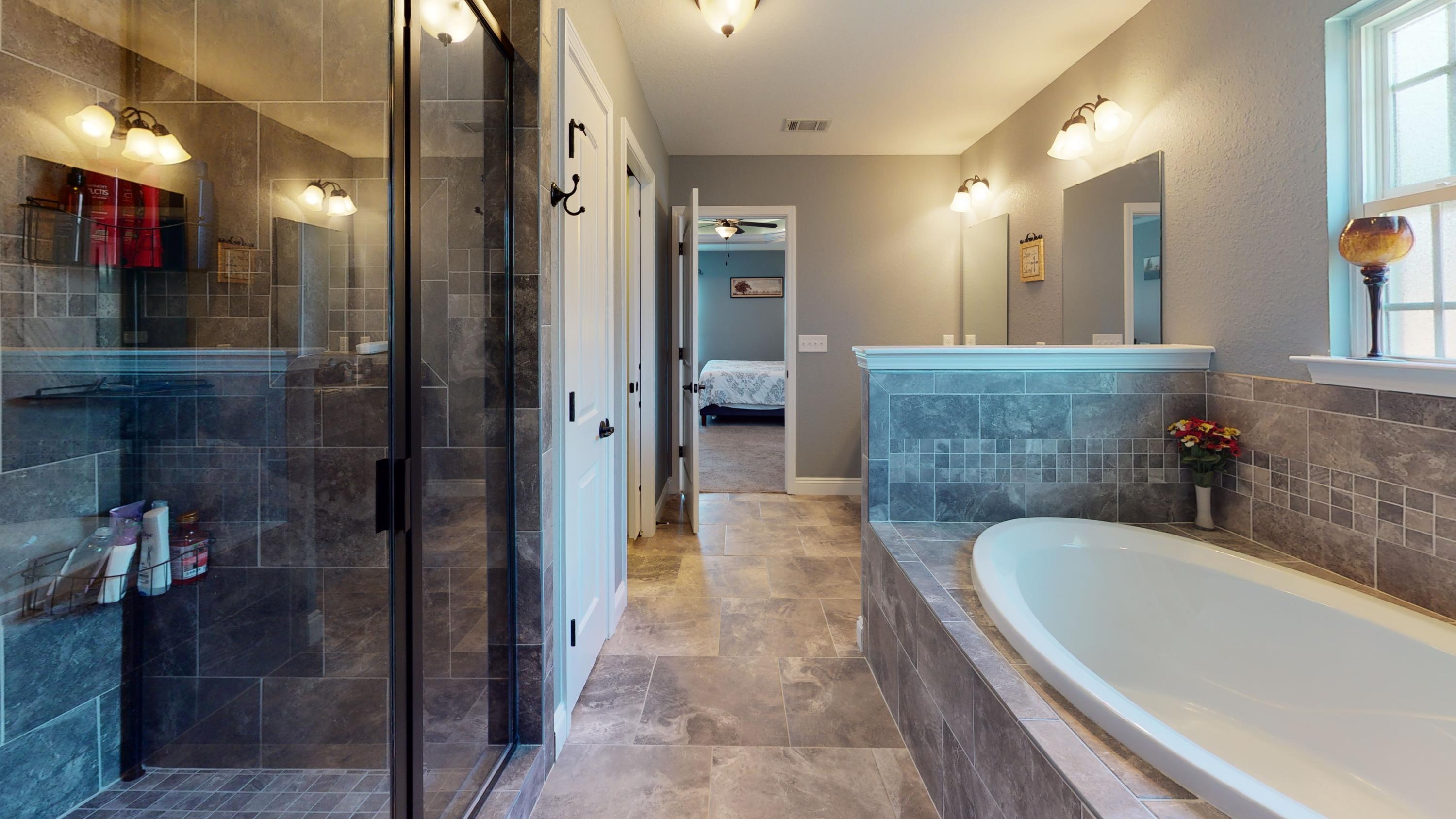 NAVARRE S/D 2ND ADDN - Residential