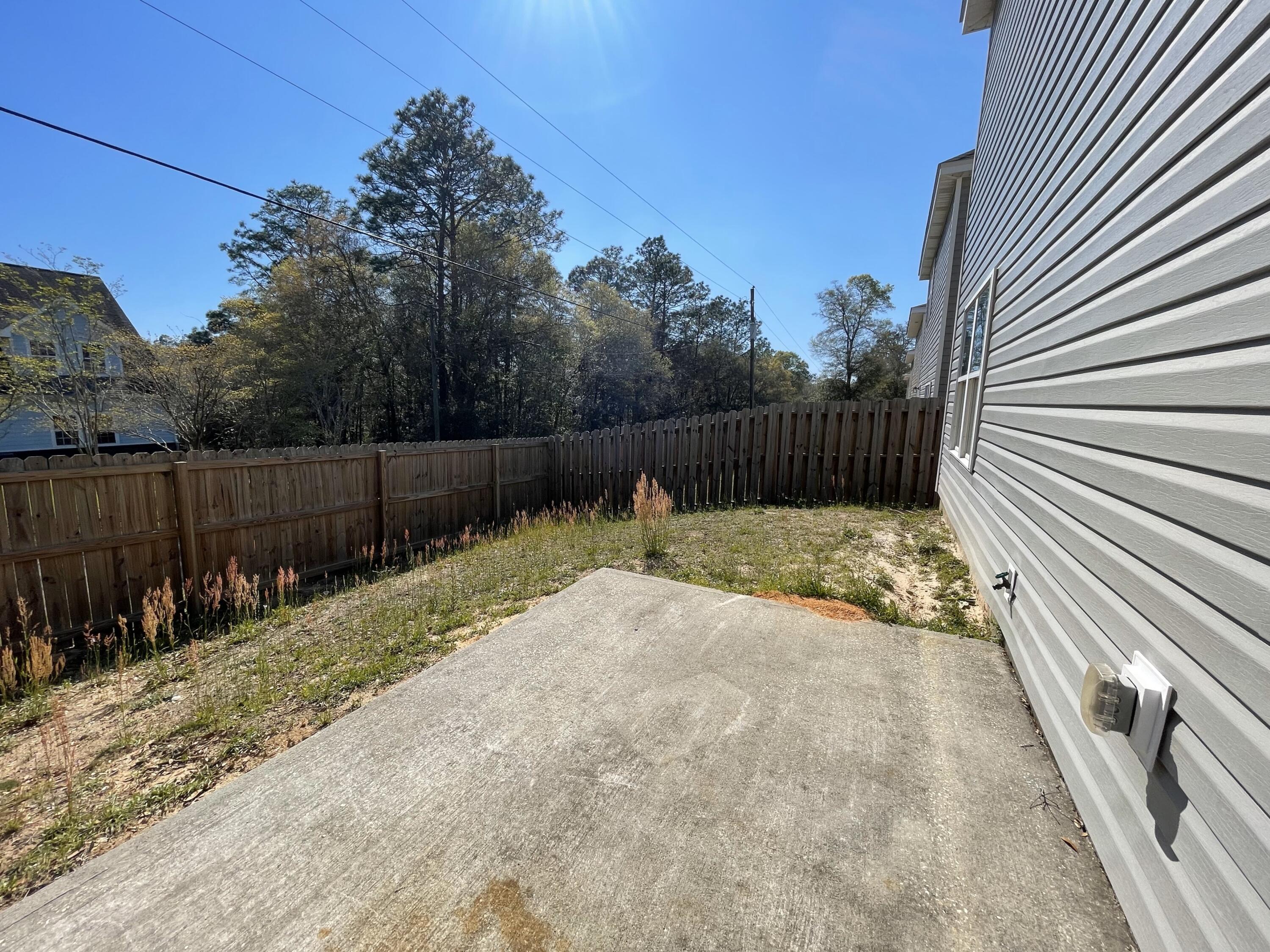 SHILOH PALCE - Residential Lease
