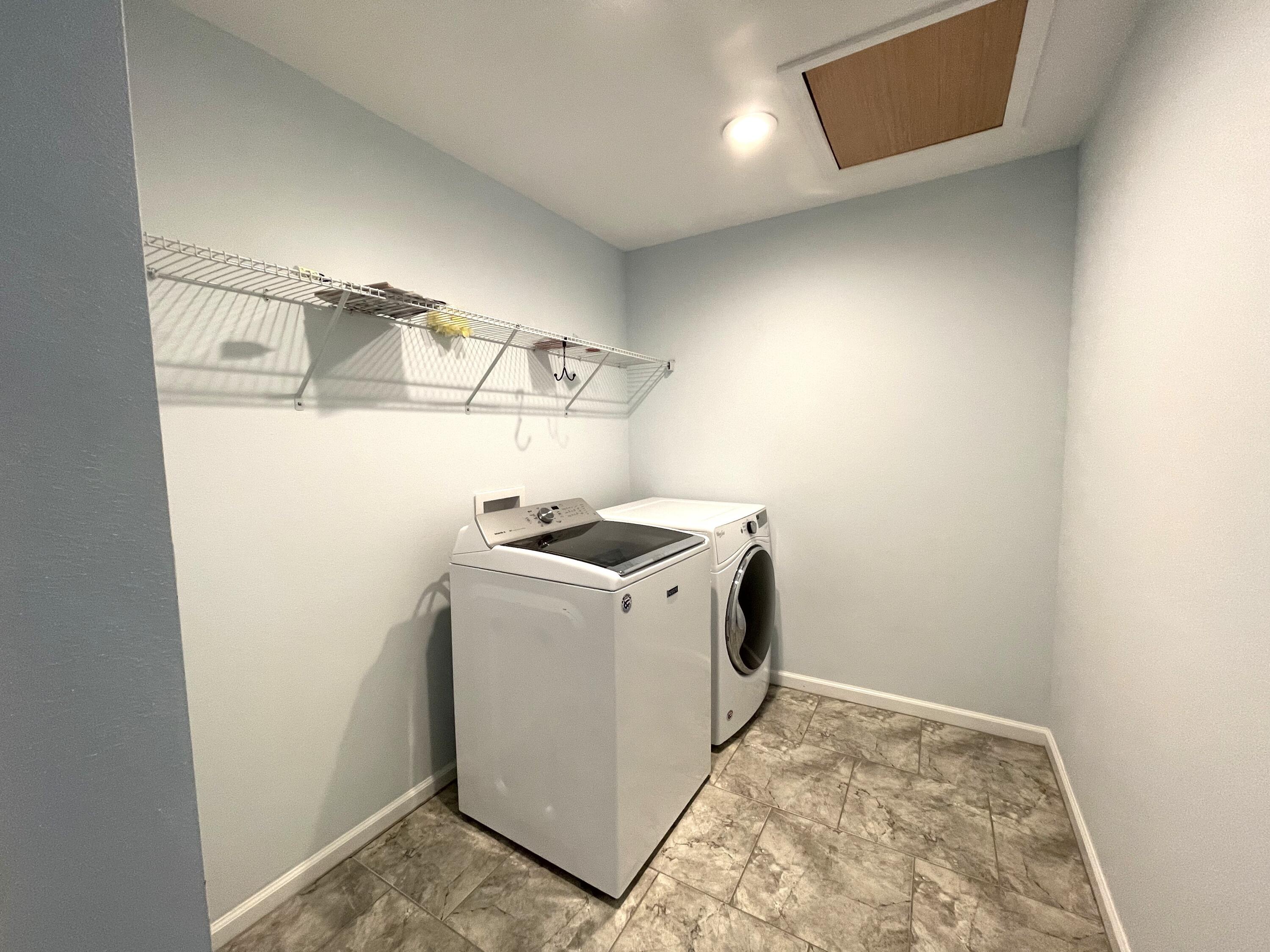 SHILOH PALCE - Residential Lease