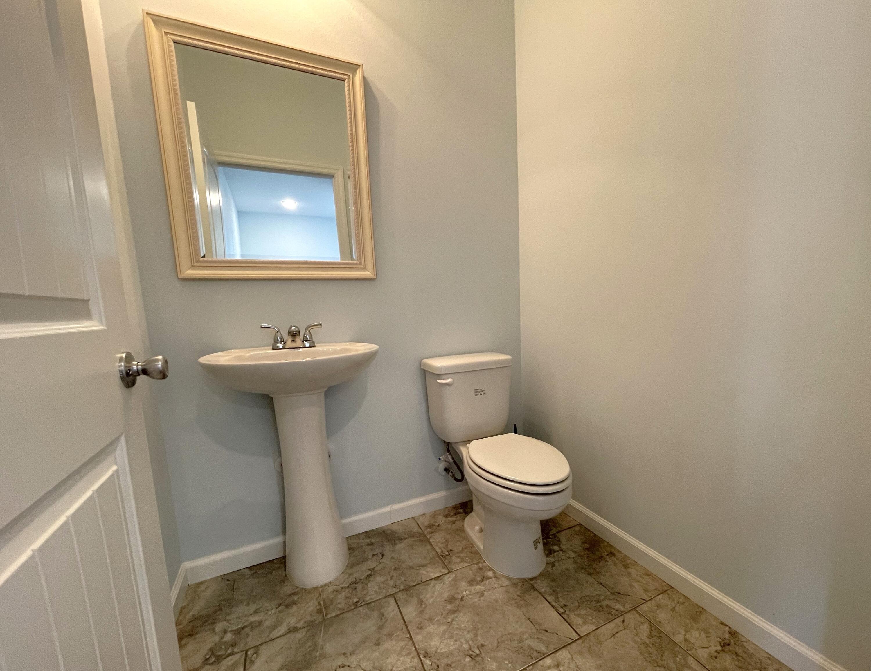 SHILOH PALCE - Residential Lease