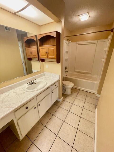PARK PLACE CONDO - Residential Lease