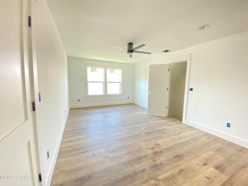 COLLEGE OAKS - Residential