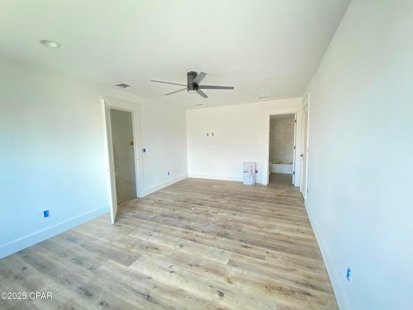 COLLEGE OAKS - Residential