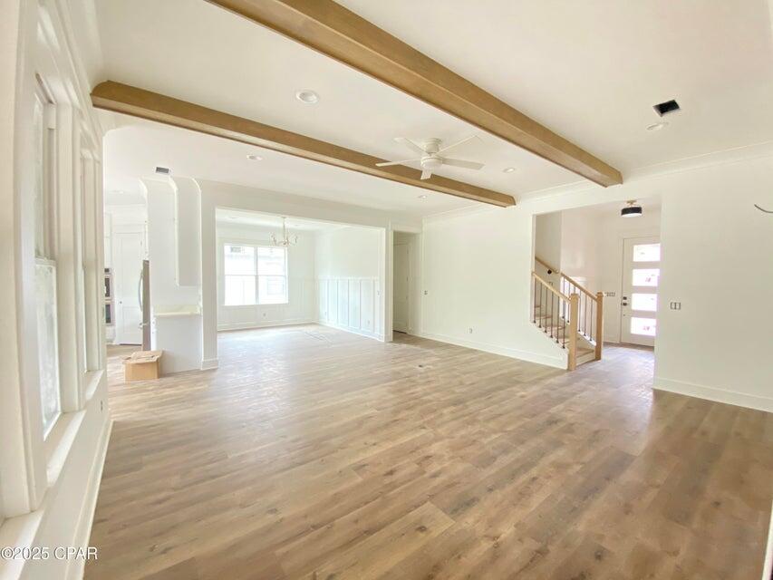 COLLEGE OAKS - Residential