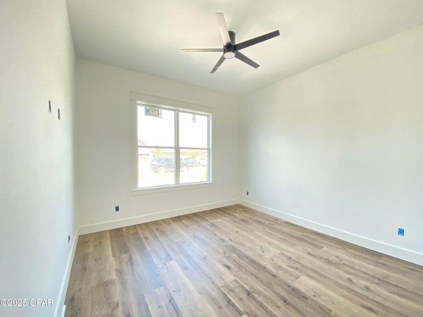 COLLEGE OAKS - Residential
