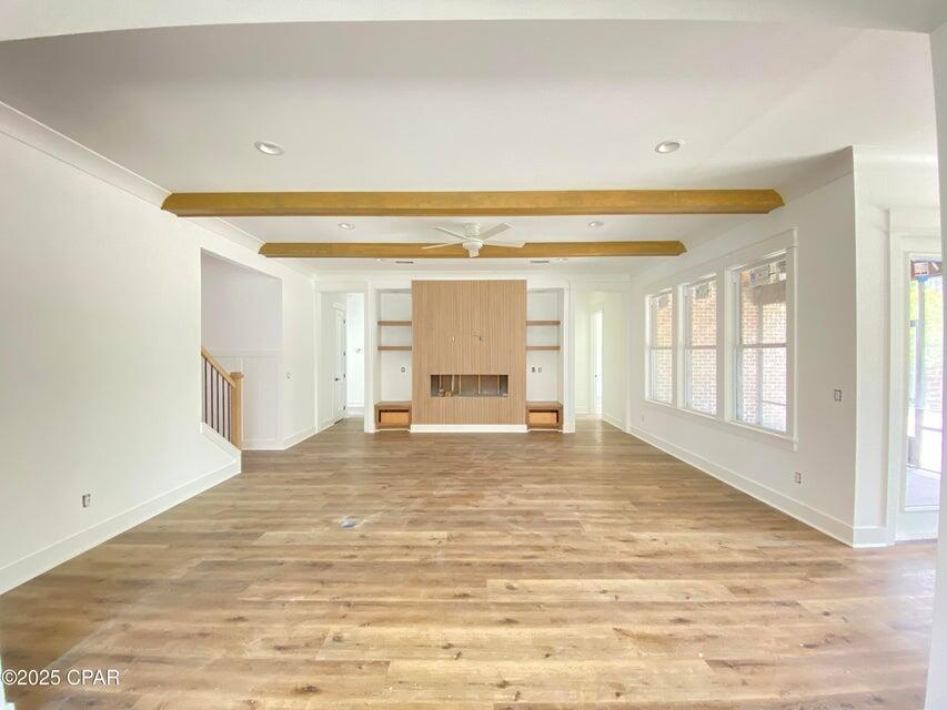 COLLEGE OAKS - Residential