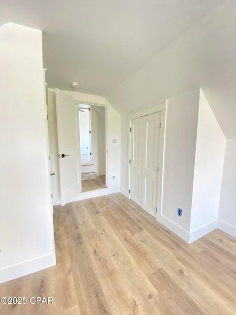 COLLEGE OAKS - Residential