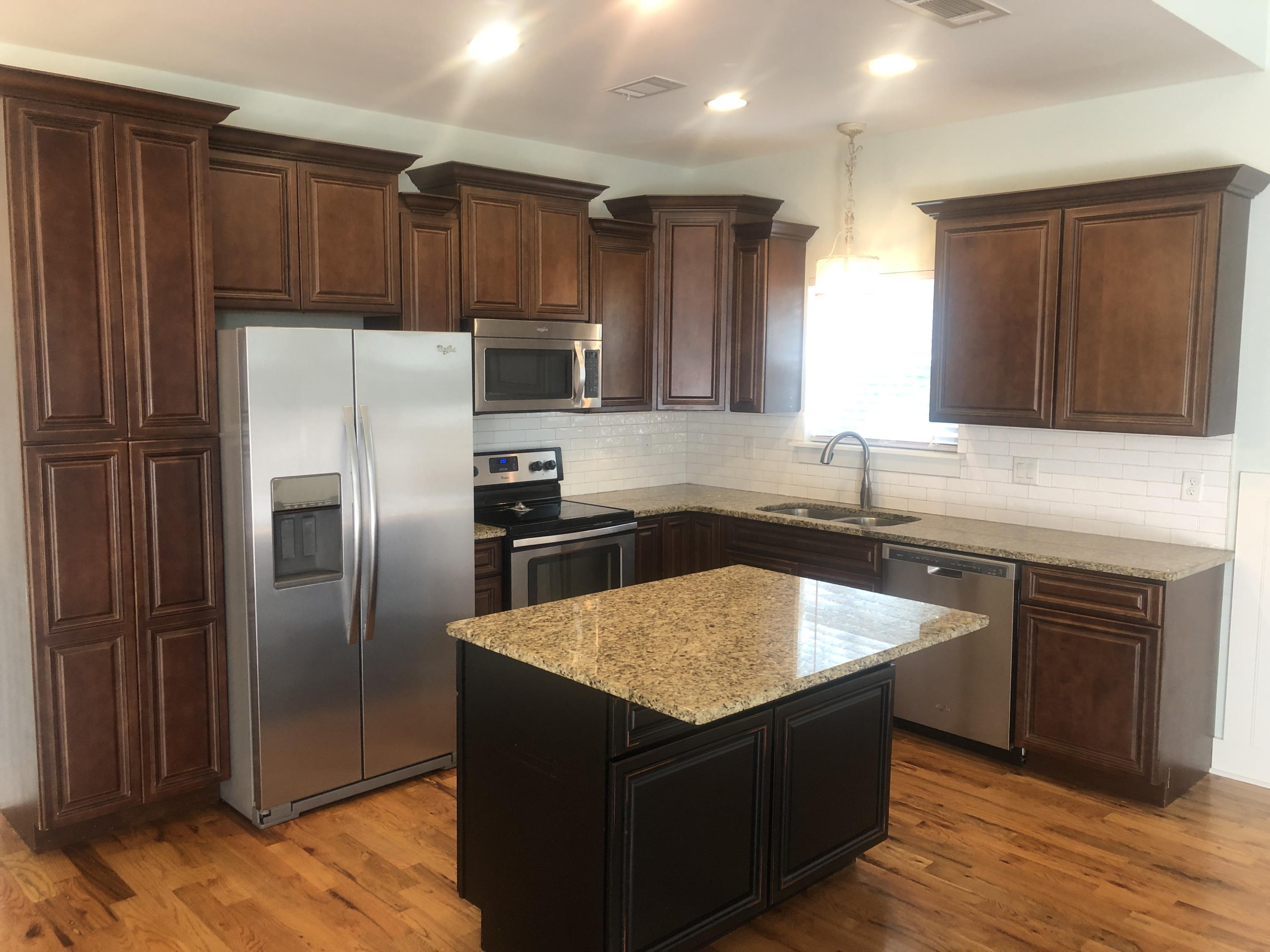 HIDDEN GROVE - Residential