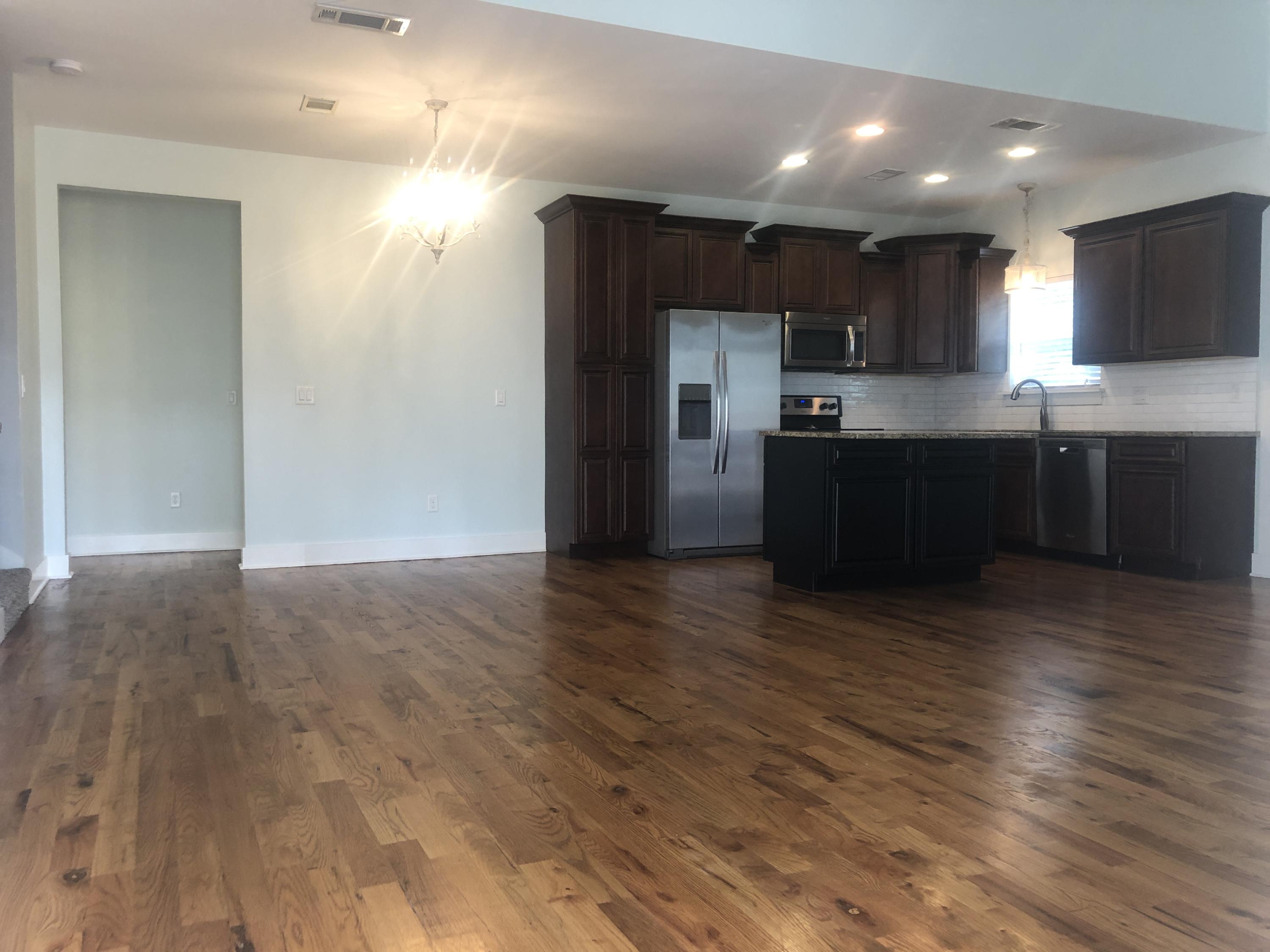 HIDDEN GROVE - Residential