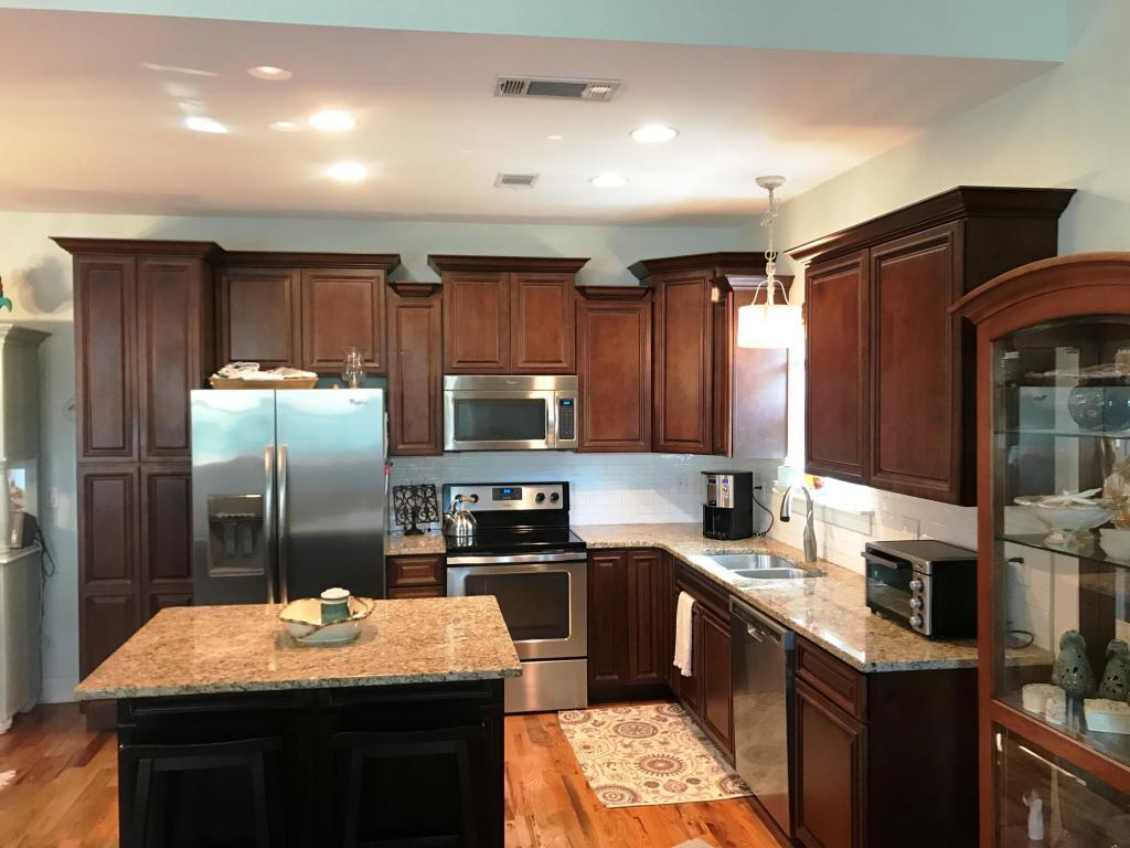 HIDDEN GROVE - Residential