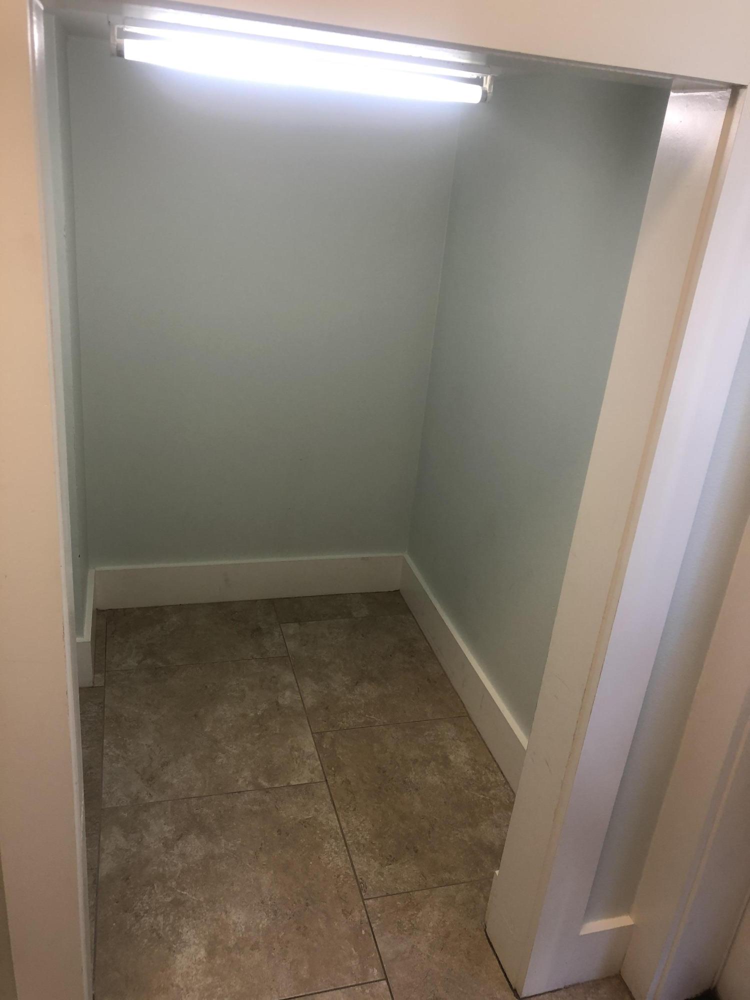 HIDDEN GROVE - Residential