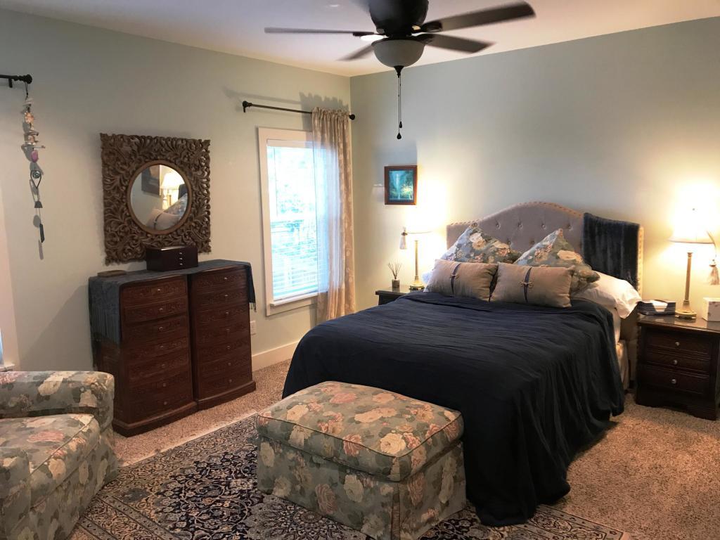 HIDDEN GROVE - Residential