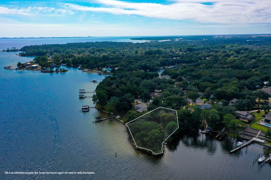 Incredible and RARE opportunity to own a large parcel of land in the heart of Niceville! This beautiful, undeveloped property is a perfect location for a customhouse or take advantage of the City of Niceville approved development order for 6 waterfront lots! Situated on breathtaking 1.2 acres with 486 ft of waterfront makes this a hidden jewel. Niceville is a friendly town located along the shores of Choctawhatchee Bay.  This charming city has many accolades to include a children's park, dog park, softball complex and more! This property is located near several other desirable amenities including A ranked public schools!!   While we deem all info to be accurate, buyer to verify all details.