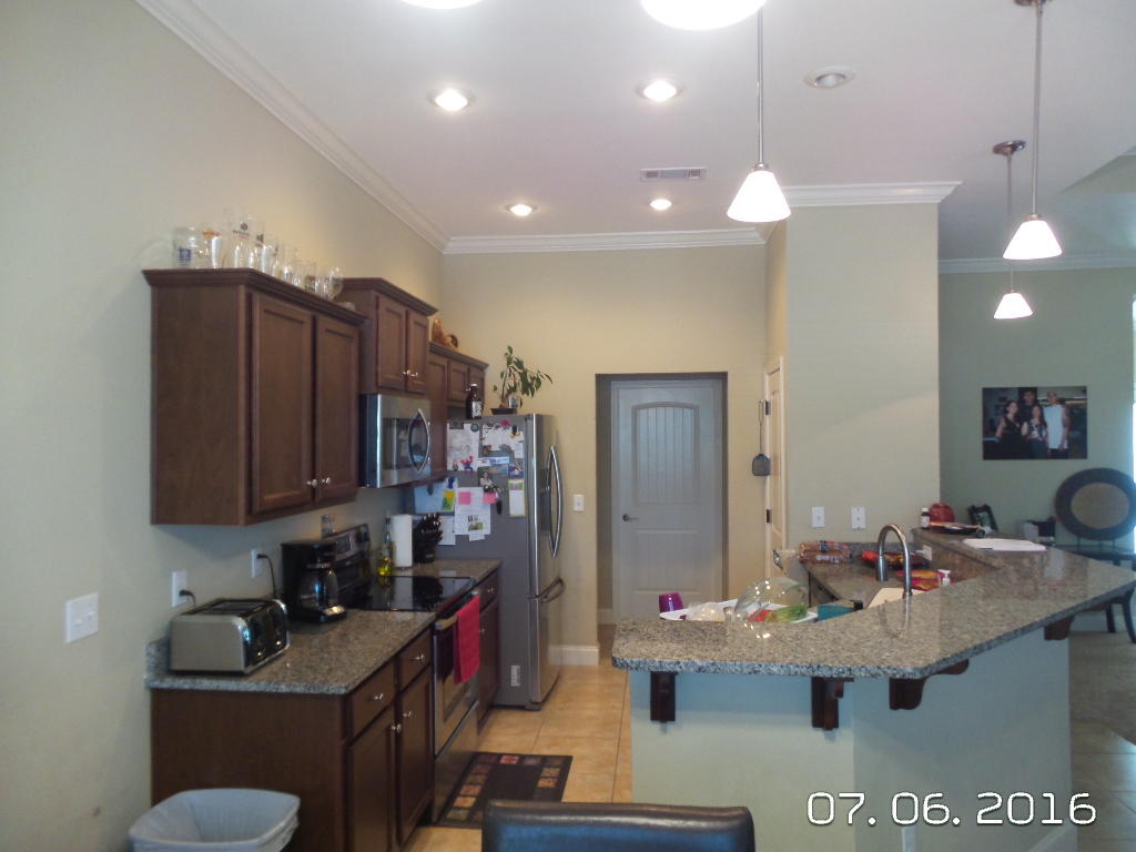 DUGGAN POND ESTATES - Residential Lease