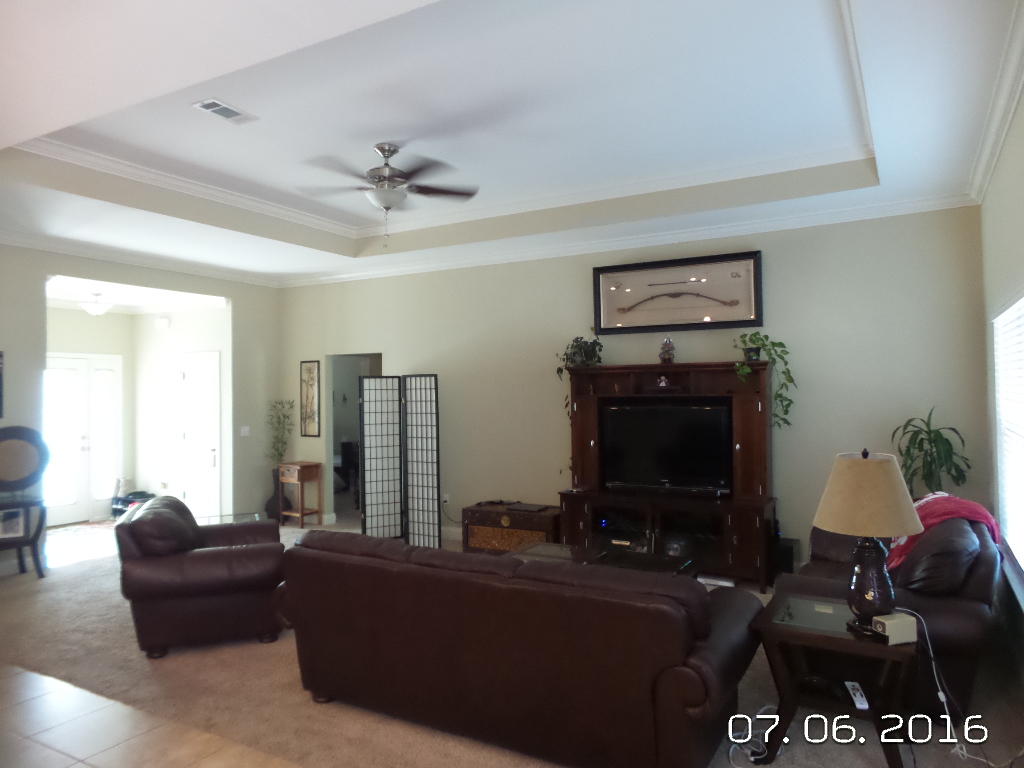 DUGGAN POND ESTATES - Residential Lease