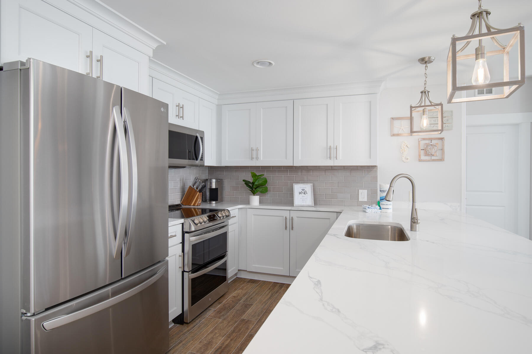 BAHIA CONDO - Residential