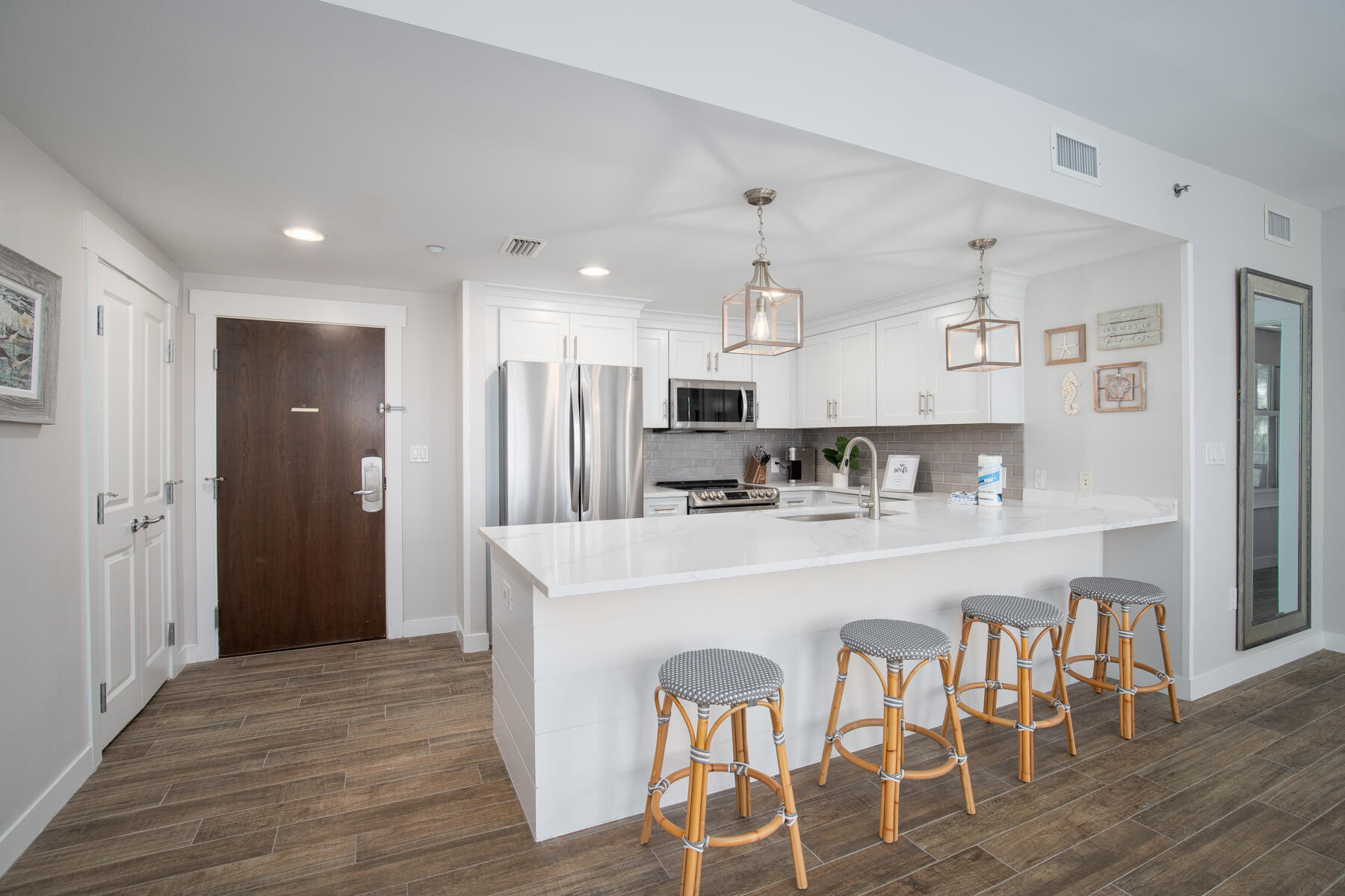 BAHIA CONDO - Residential