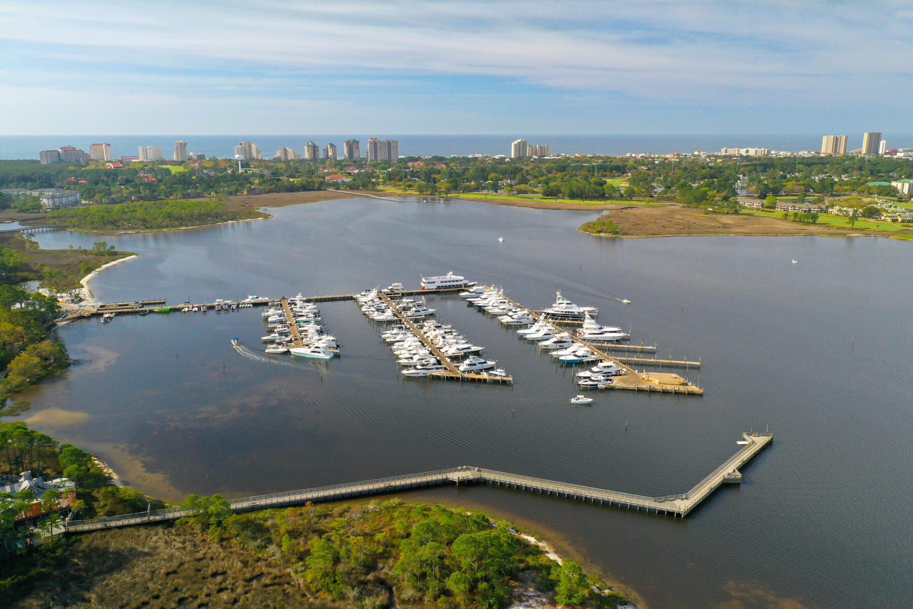 BAHIA CONDO - Residential