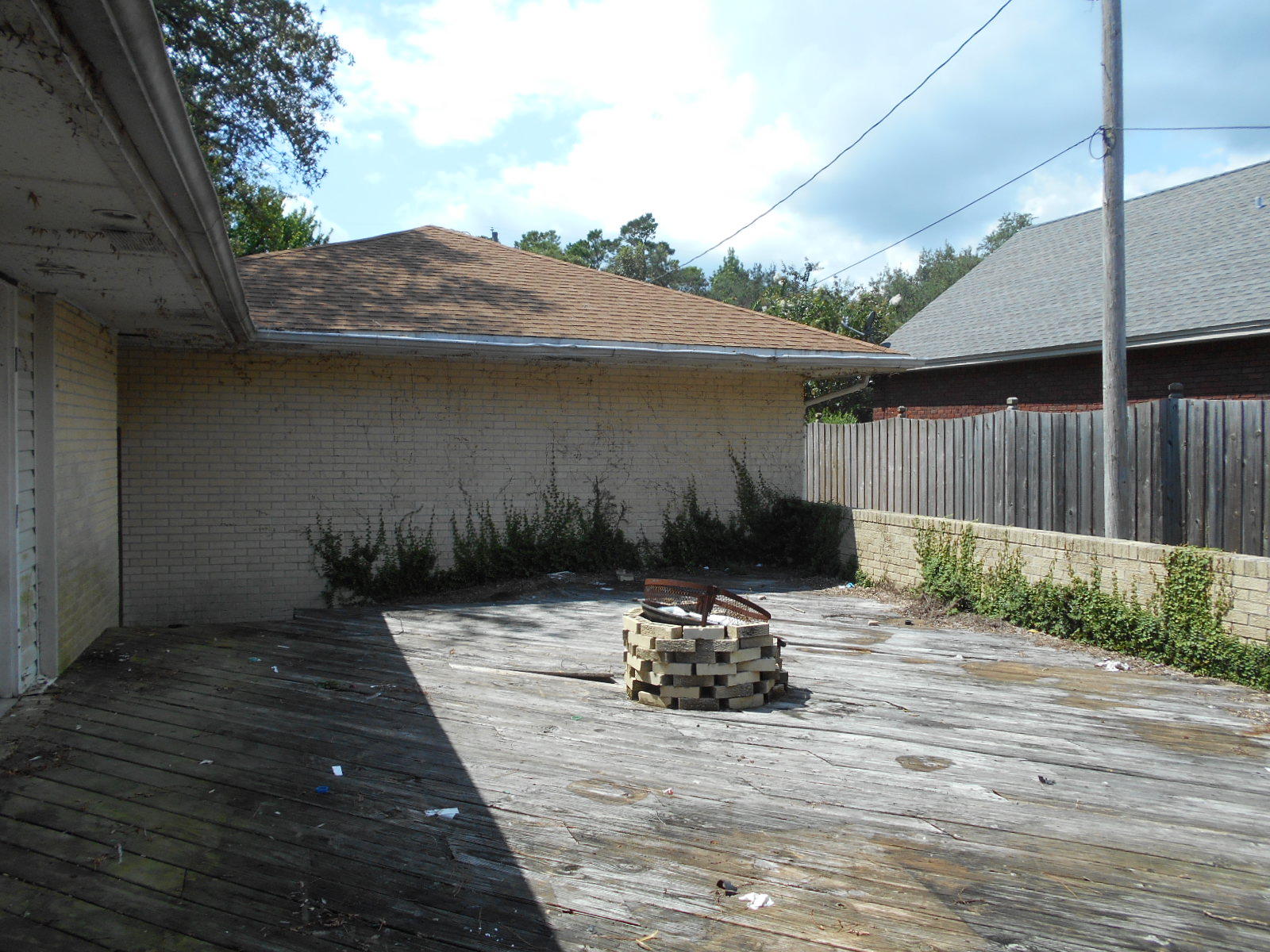 Woodland Shores - Residential