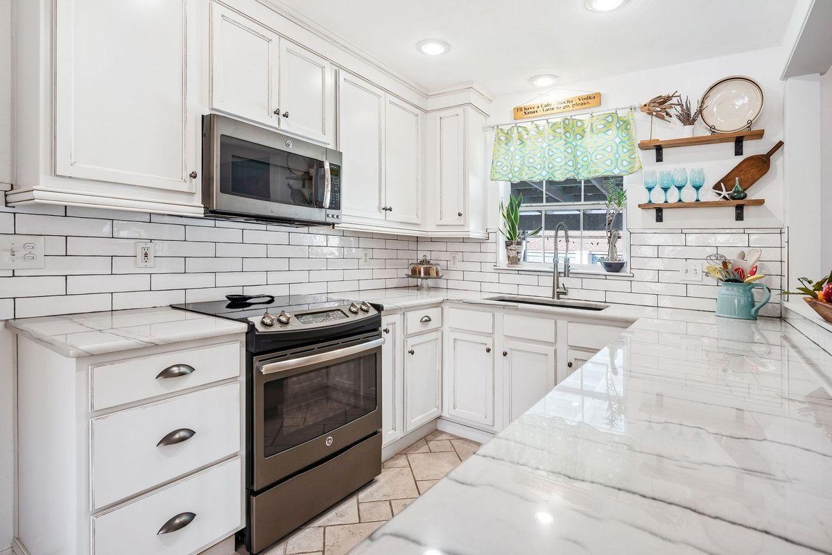 SANTA ROSA ISLAND - Residential