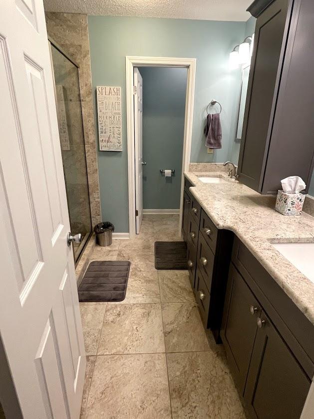 FAIRWAY LAKES PH 1 - Residential