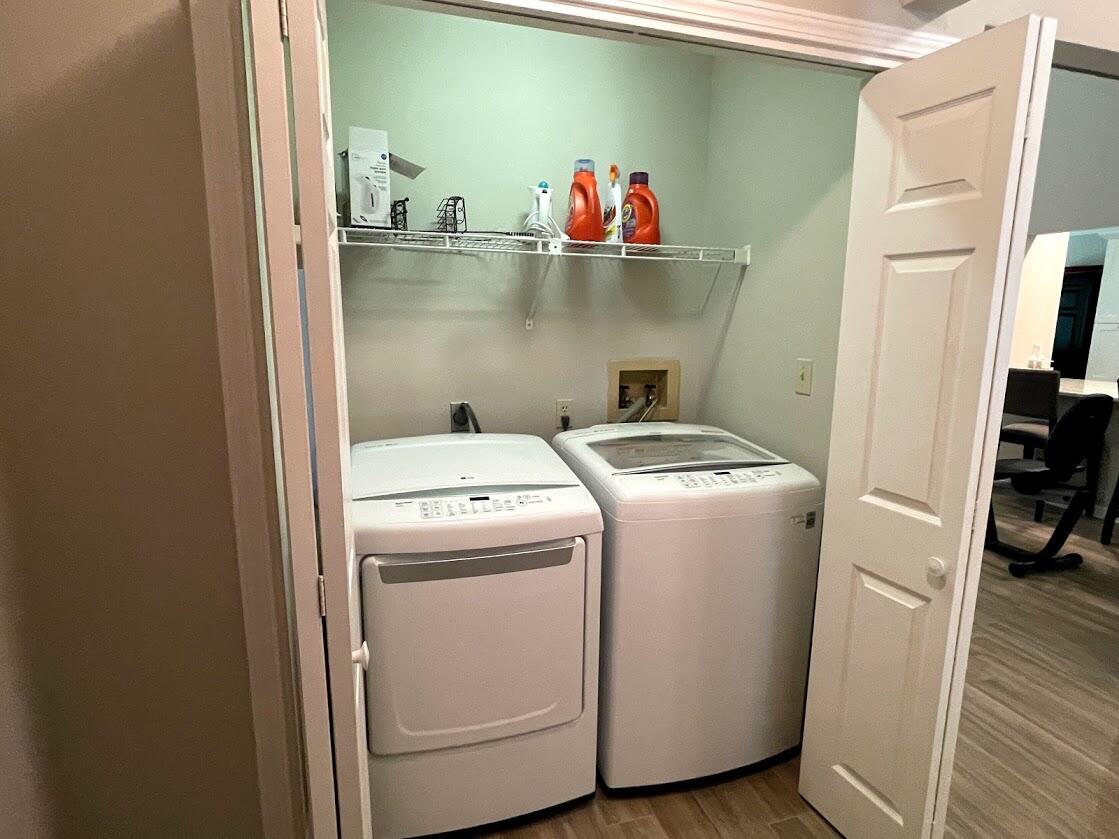 FAIRWAY LAKES PH 1 - Residential