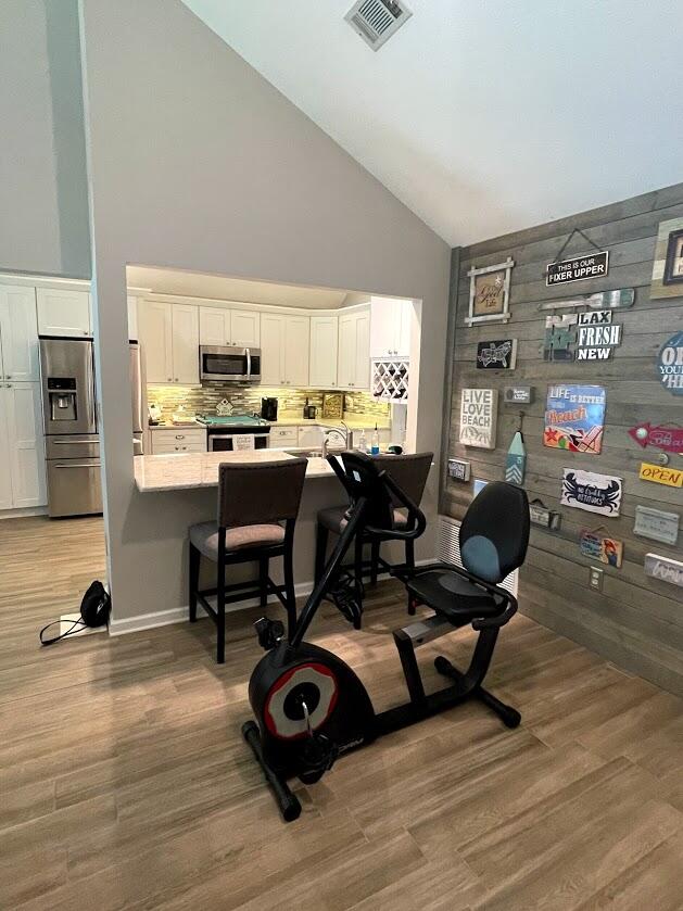 FAIRWAY LAKES PH 1 - Residential