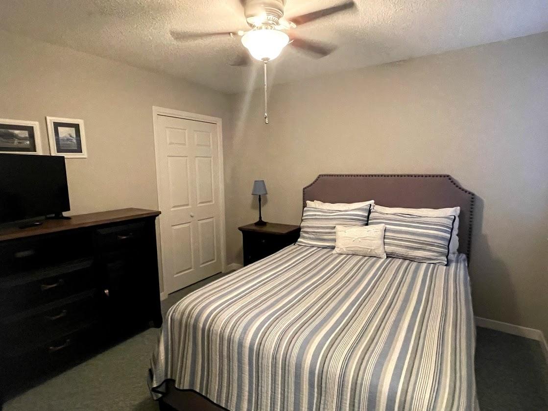 FAIRWAY LAKES PH 1 - Residential