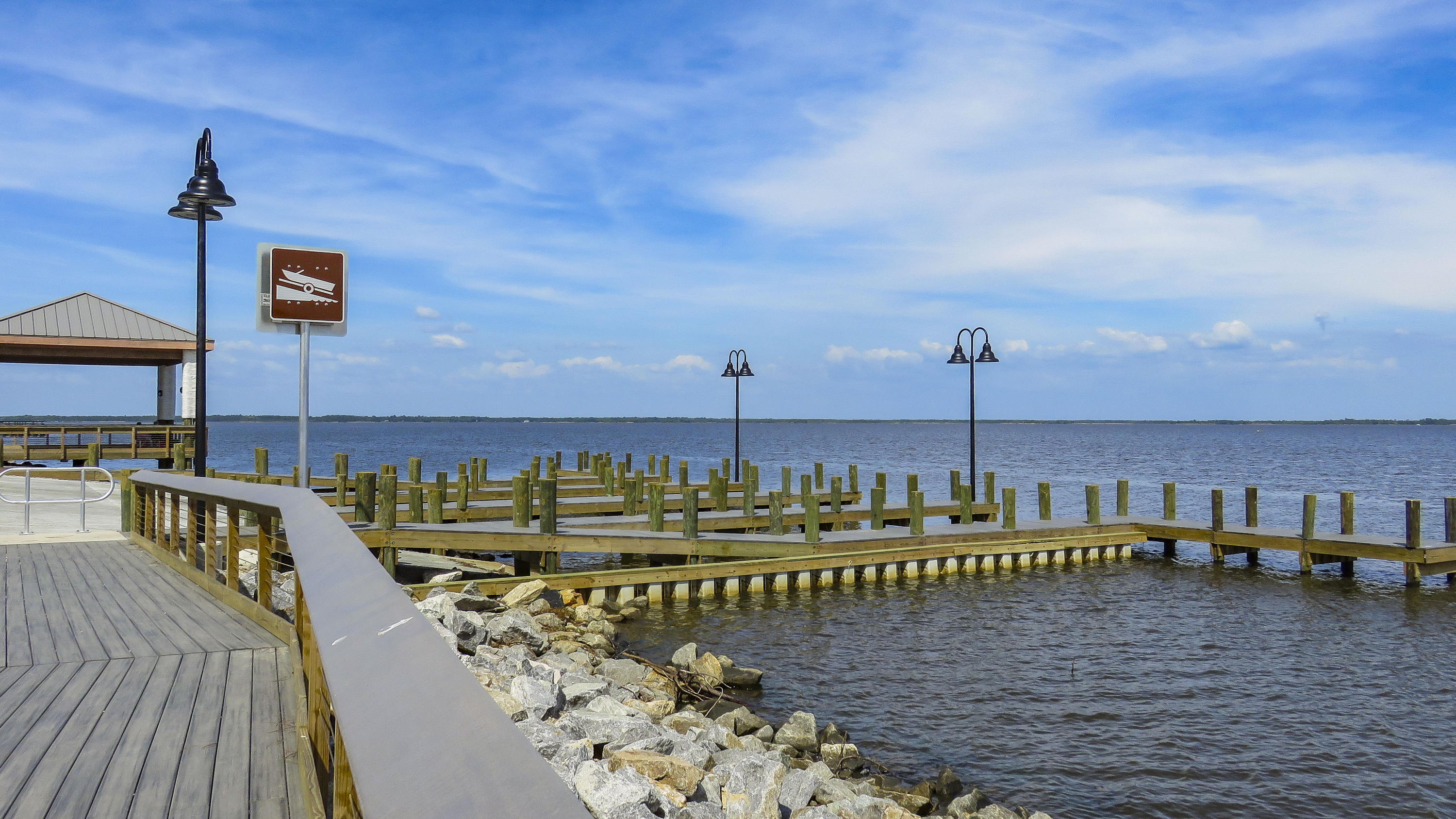 LIGHTHOUSE POINTE - Residential